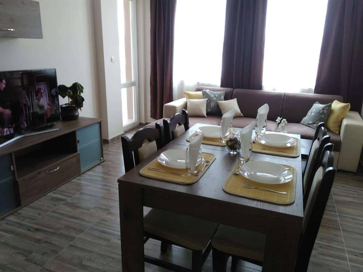 Nev Apart New Welingrad Exterior foto